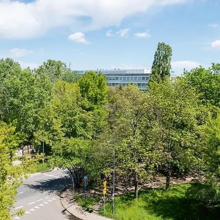 Praga Bliska Modern By Bookinghost Varsovia