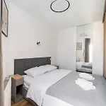 Apartmán Praga Bliska Modern By Bookinghost